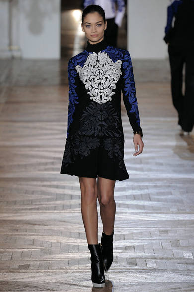<strong>STELLA McCARTNEY｜ステラ マッカートニー</strong>　2012-13年秋冬コレクション速報