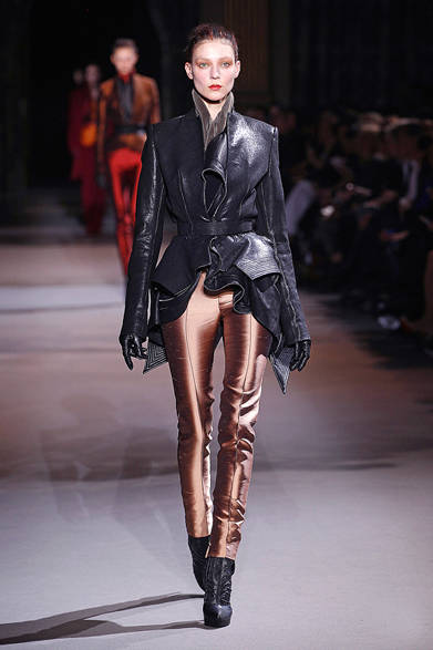 <strong>HAIDER ACKERMANN,｜ハイダー アッカーマン</strong>　2012-13年秋冬コレクション速報