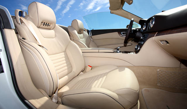 <strong>Mercedes-Benz SL-Class｜メルセデス・ベンツ SLクラス</strong>