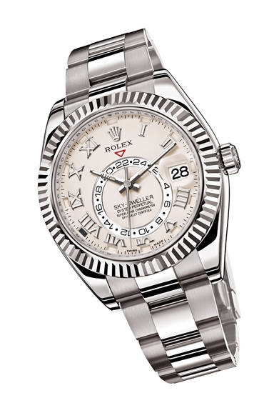"Innovation," "Evolution and Tradition," and "Creativity"—these are the three themes Rolex championed this year. The brand unveiled a wide selection of new models within the Oyster collection.<br /><br />Among these, the Sky-Dweller was presented under the theme of "Innovation." It excels in legibility and operability, and features a dual time zone display. Incorporating five newly acquired patents, it utilizes a total of fourteen patented technologies.<br /><br /><strong>Oyster Perpetual Sky-Dweller</strong><br />¥4,851,000 (estimated price / scheduled for autumn release)<br />Self-winding, 42mm diameter, WG case<br /><br />Rolex Japan<br />Tel. 03-3216-5671
