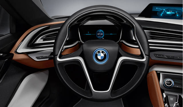<strong>BMW i8 Concept Spyder｜ビー・エム・ダブリュー i8 コンセプト スパイダー</strong>