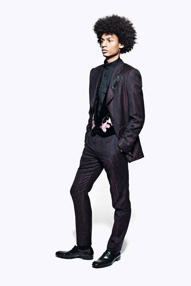<strong>Alexander McQueen｜アレキサンダー・マックイーン</strong>