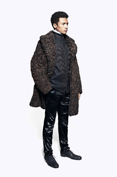 <strong>Alexander McQueen｜アレキサンダー・マックイーン</strong>