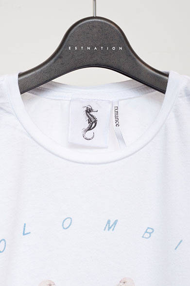 <strong>ESTNATION</strong> T-shirt ¥7,770 (ROMANCE / ESTNATION)