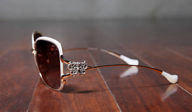 <strong>CHROME HEARTS</strong> Model "Call me back Kate" ¥173,250