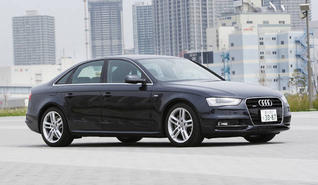 <strong>Audi A4</strong>