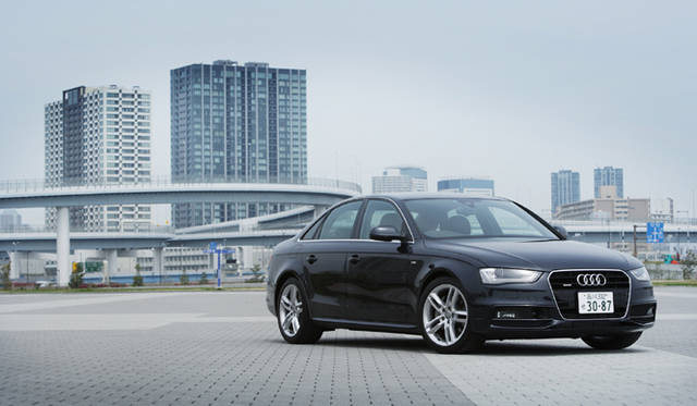 <strong>Audi A4</strong>