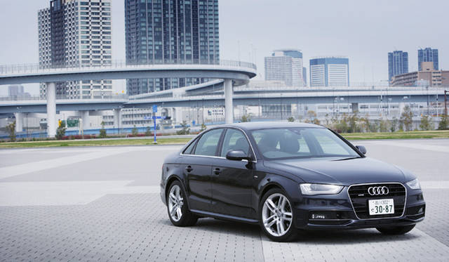 <strong>Audi A4</strong>