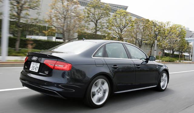 <strong>Audi A4</strong>