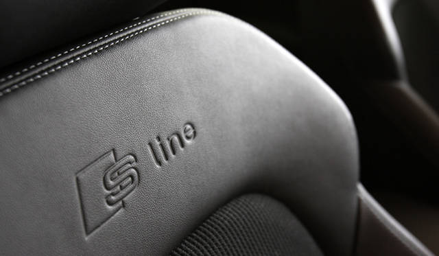 <strong>Audi A4</strong>