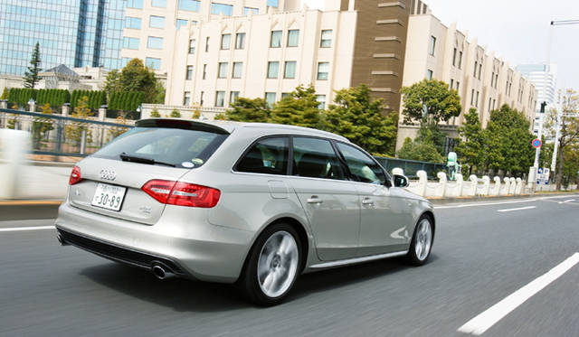 <strong>Audi A4</strong>