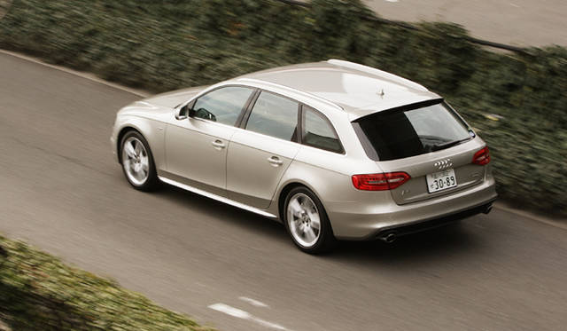 <strong>Audi A4</strong>