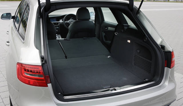 <strong>Audi A4</strong>