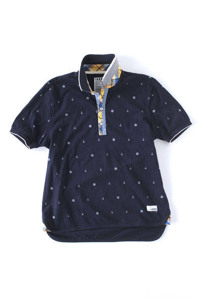<strong>Hankyu MEN'S TOKYO | May "Euro Preppy Sports"</strong> Anchor & dolphin pattern polo shirt, ¥4,935 (JUNRed) *Design of some placket sections may vary.