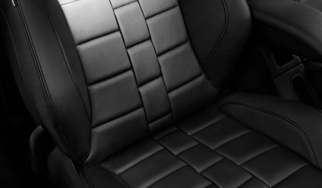<strong>CITROEN DS3 Ultra Prestage｜シトロエン DS3 ウルトラプレステージ</strong>（本国仕様）