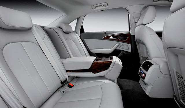 <strong>Audi A6L e-tron concept｜アウディ A6L eトロン コンセプト</strong>