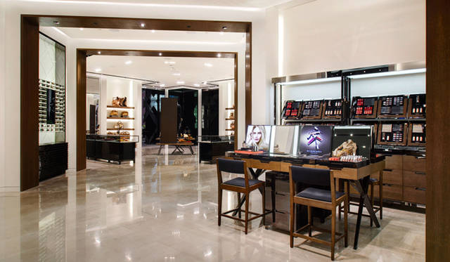 <strong>BURBERRY｜バーバリー</strong>　　BURBERRY STORE – TAIPEI ,TAIWAN