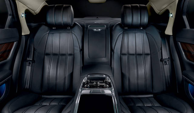 <strong>Jaguar XJ Ultimate｜ジャガー XJ アルティメット</strong>