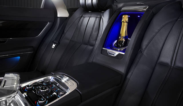 <strong>Jaguar XJ Ultimate｜ジャガー XJ アルティメット</strong>