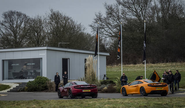 <strong>McLaren MP4-12C</strong>