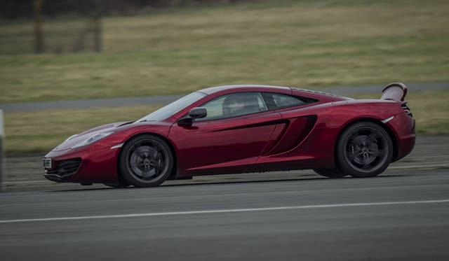 <strong>McLaren MP4-12C</strong>