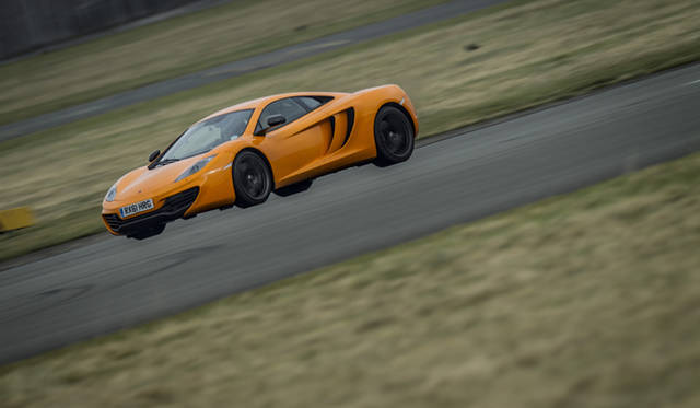 <strong>McLaren MP4-12C</strong>