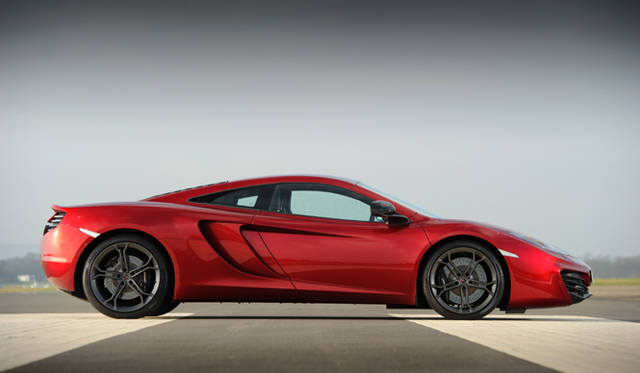 <strong>McLaren MP4-12C</strong>