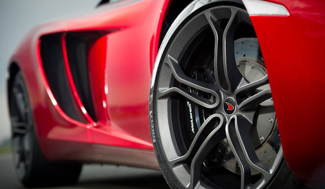 <strong>McLaren MP4-12C</strong>