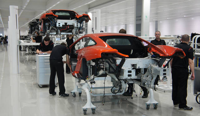 <strong>McLaren MP4-12C</strong>
