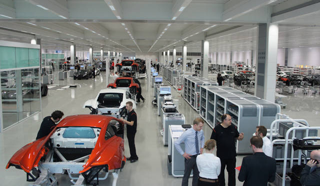 <strong>McLaren MP4-12C</strong>