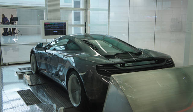 <strong>McLaren MP4-12C</strong>