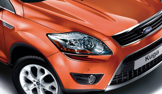 <strong>Ford Kuga Titanium Kinetic Motion｜フォード クーガ タイタニアム キネティックモーション</strong>