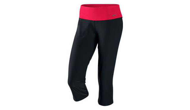 <strong>NIKE｜ナイキ</strong>　「THE LOOK OF SPORT：ショーン・ジョンソン」　ナイキ DRI-FIT レジェンド スリムカプリパンツ 5145円