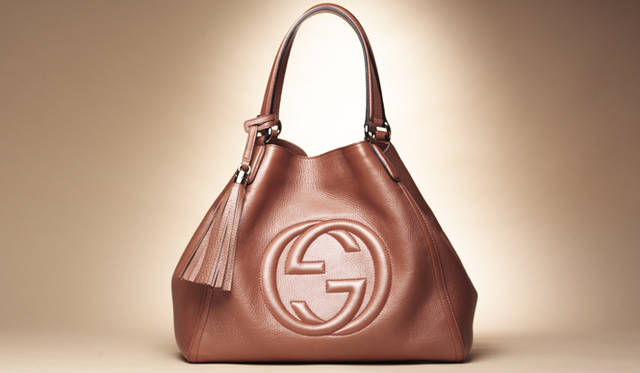 <strong>GUCCI｜グッチ</strong> SOHO ショルダーバッグ 19万4250円[H29×W35×D17 cm]