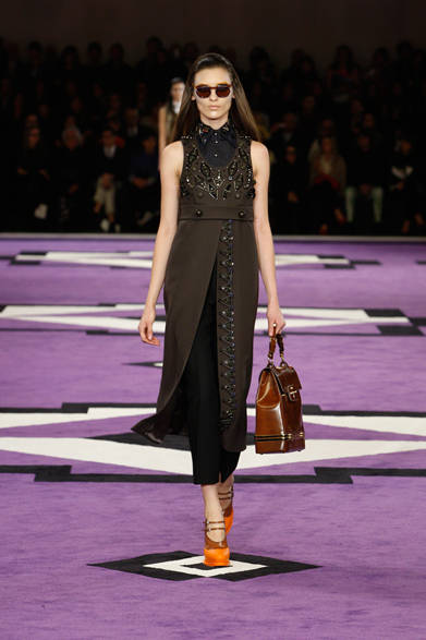 <strong>PRADA｜プラダ</strong>　2012-13年秋冬コレクション　©PRADA
