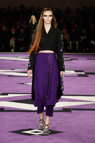 <strong>PRADA｜プラダ</strong>　2012-13年秋冬コレクション　©PRADA