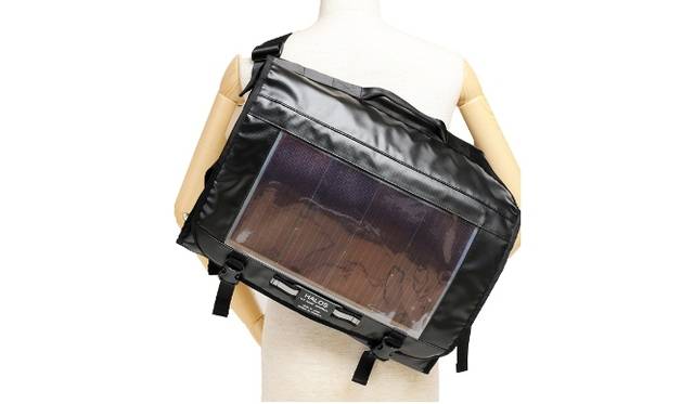 <strong>HALOS│ハロス</strong>　メッセンジャー（H40×W48×D7-14cm） 3万4800円