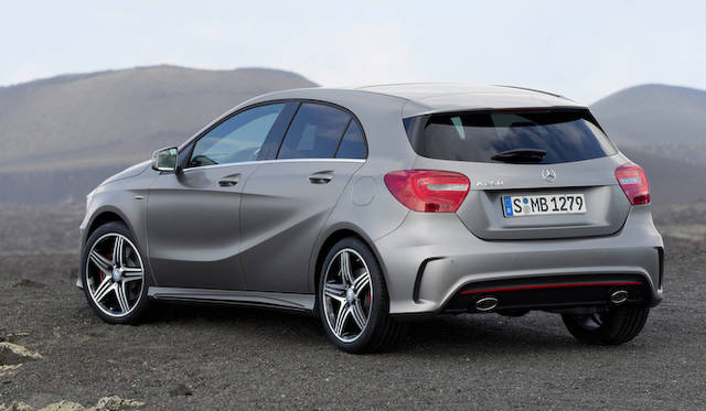 <strong>Mercedes-Benz A-Class｜メルセデス・ベンツAクラス</strong> A 250 Sport