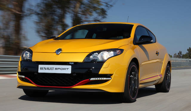 <strong>ルノー メガーヌ ルノー・スポール｜Renault Megane Renault Sport</strong>（写真は本国仕様）