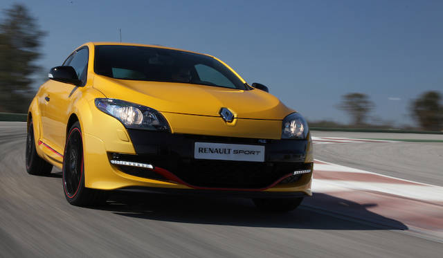 <strong>ルノー メガーヌ ルノー・スポール｜Renault Megane Renault Sport</strong>（写真は本国仕様）