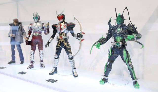 <strong>MEDICOM TOY</strong> © Ishimori Productions, Toei