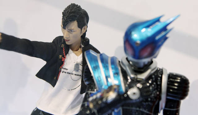 <strong>MEDICOM TOY</strong> © 2011 Ishimori Productions, TV Asahi, ADK, Toei