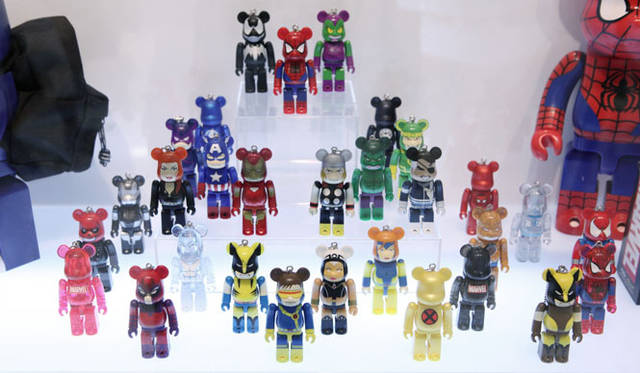 <strong>MEDICOM TOY</strong> TM & © 2012 Marvel & Subs. marvel.com<br> BE@RBRICK TM & © 2001-2012 MEDICOM TOY CORPORATION. All rights reserved.