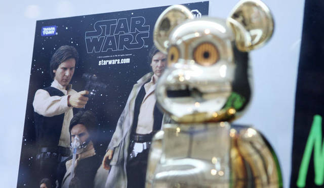 <strong>MEDICOM TOY</strong> © 2012 Lucasfilm Ltd. & TM. All rights reserved.