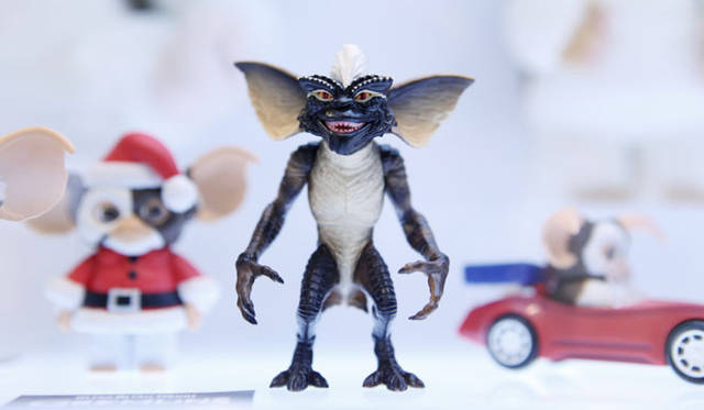 <strong>MEDICOM TOY</strong> TM & © Warner Bros. Entertainment Inc.(s12)