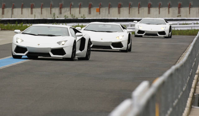 <strong>Lamborghini Aventador LP 700-4</strong>