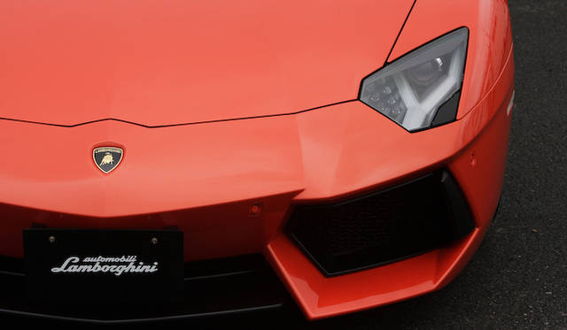 <strong>Lamborghini Aventador LP 700-4</strong>