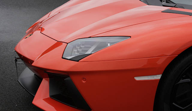 <strong>Lamborghini Aventador LP 700-4</strong>