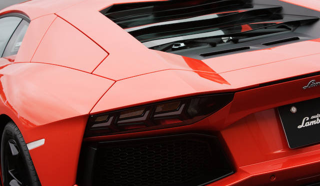 <strong>Lamborghini Aventador LP 700-4</strong>