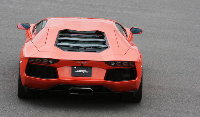 <strong>Lamborghini Aventador LP 700-4</strong>